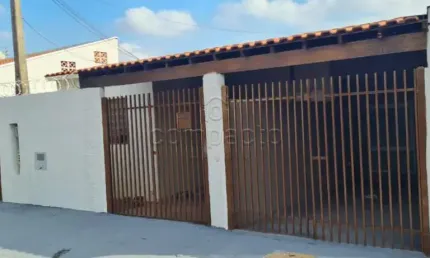 Casa com 2 quartos e 1 vaga de garagem, 95m² - cecap