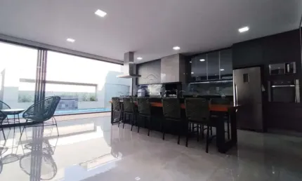 Casa Condomínio com 3 Suítes e Piscina à venda - Gaivota II