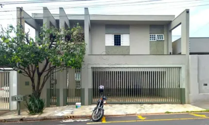 Casa com 4 quartos para alugar na Rua Delegado Pinto de Toledo, Parque Industrial, São José do Rio Preto