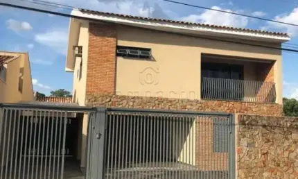 Casa com 3 quartos para alugar na Rua Bonfa Natale, Santos Dumont, São José do Rio Preto