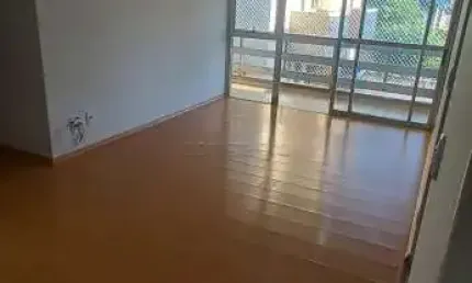Apartamento à venda com 3 quartos no condomínio dos pássaros