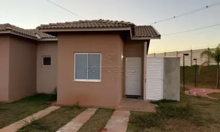 Casa em condomínio fechado com 2 quartos para alugar na Estr. Municipal Jose Arroyo Martins, Zona Rural, Bady Bassitt