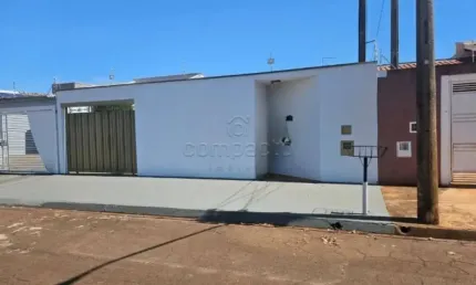 Casa com área de lazer completa e 1 quarto à venda - araraquara