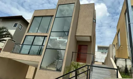 Casa em condomínio fechado com 3 quartos à venda na Rua Américo Floriano de Toledo, 803, Jardim Caiapia, Cotia