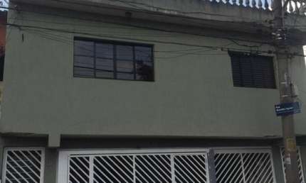 OPORTUNIDADE: São 3 CASAS NO MESMO TERRENO - ESTUDO FORMA DE PAGAMENTO, VENDAS INDIVIDUAIS OU TOTAL NÃO FOI AVERBADA E A AVERBAÇÃO É POR CONTA DO COMPRADOR. 1- De 520 mil por APENAS 490MIL, 4 dorm- ca