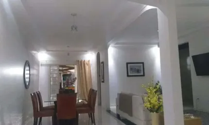Jn vendo casa cj .júlia seffer três quartos duas suítes pronta para morar