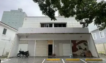 Imóvel para aluguel possui 665 metros quadrados em nazaré - belém - pa