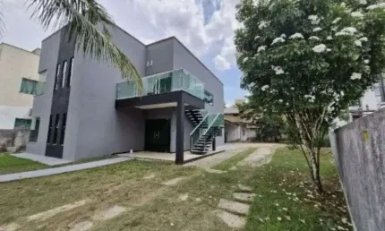 Alugo casa com 5 suítes em ananindeua no cond. lago azul