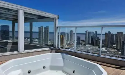 Casa com 4 quartos à venda na Rua Diogo Móia, 407, Umarizal, Belém