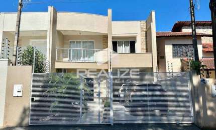 Sobrado à venda no Jardim Lancaster com Edícula - Mobiliado