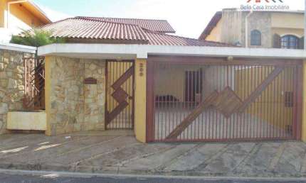 Casa com 3 dormitórios à venda, 236 m² por R$ 730.000,00 - Jardim Califórnia - Bragança Paulista/SP