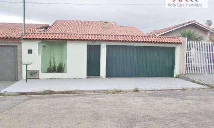 Casa com 3 dormitórios à venda, 220 m² por R$ 750.000,00 - Jardim Primavera - Bragança Paulista/SP