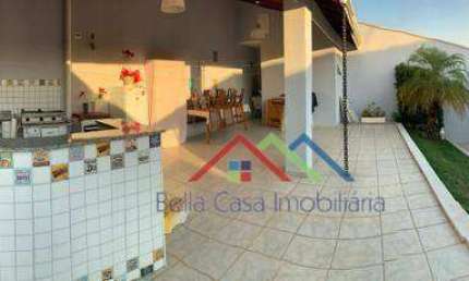 Casa com 3 dormitórios à venda, 220 m² por R$ 780.000,00 - Jardim Primavera - Bragança Paulista/SP