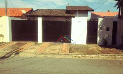 Casa com 3 dormitórios à venda, 250 m² por R$ 950.000 - Jardim Primavera - Bragança Paulista/SP