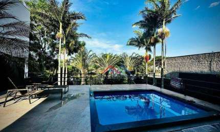 Casa com 3 dormitórios à venda, 355 m² por R$ 1.800.000 - Jardim Santa Helena - Bragança Paulista/SP
