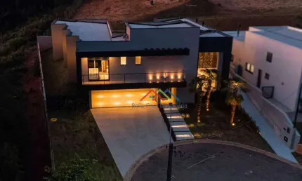 Casa com 3 dormitórios à venda, 272 m² por R$ 3.000.000 - Condomínio Residencial Campos do Conde - Bragança Paulista/SP