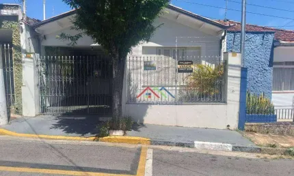 Casa com 4 dormitórios à venda, 190 m² por R$ 510.000 - Centro - Bragança Paulista/SP