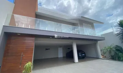 Casa com 4 quartos à venda na Centro, Centro, Cascavel