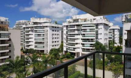Apartamento 70 metros 2 quartos no bairro Recreio dos Bandeirantes com 2 quartos