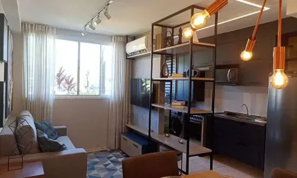 Apartamento para venda possui 60 metros quadrados com 3 quartos no Recreio dos Bandeirantes