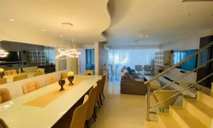 Casa de condomínio sobrado para venda com 262 metros quadrados com 4 quartos