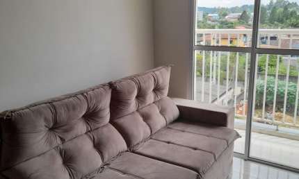 Lindo apartamento com movéis planejados, suite,  sacada e vaga de garagem.