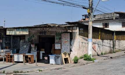Barracão / Galpão / Depósito à venda na Avenida Carlos Barbosa Santos, 492, Jardim Noronha, São Paulo