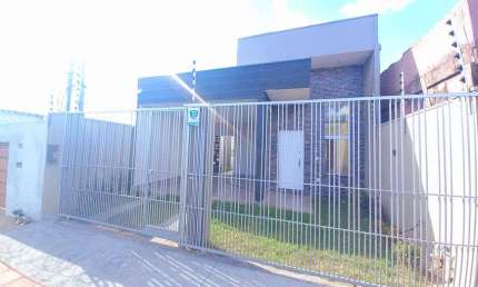 Casa com piscina 3 quartos 1 Suíte Bairro Cidade Verde - Cuiabá - MT