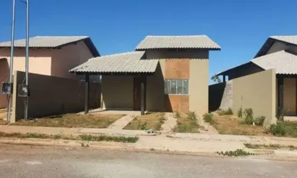 Casa em condomínio fechado com 3 quartos à venda na Rua Z, Distrito Industrial, Cuiabá
