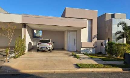 Casa em condomínio fechado com 3 quartos à venda na Avenida Professora Edna Maria de Albuquerque Affi, Condomínio Primor das Torres, Cuiabá