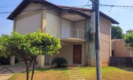 Sobrado Condomínio Belo Verde 3 quartos 1 Suíte com Sacada