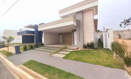 Térrea para venda possui 141 metros quadrados com 3 quartos