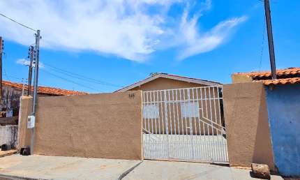 Casa a venda 3 quartos Bairro Jardim Industriário II - Cuiabá - MT