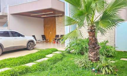 Casa Térrea com piscina 3 Suítes no Condomínio Belvedere II - Cuiabá - MT