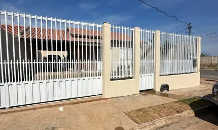 Casa com 2 quartos à venda na Avenida A, 1, Residencial Altos do Parque I, Cuiabá