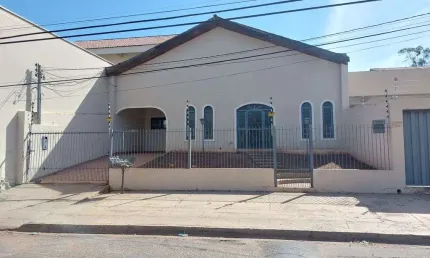 Casa residencial/comercial para venda no Bairro Santa Cruz 1 - Cuiabá-MT