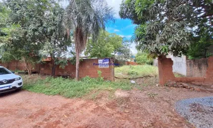 Terreno à Venda - Bairro  Parque Cuiabá Prox. Mercado Bom Jesus - Cuiabá - MT