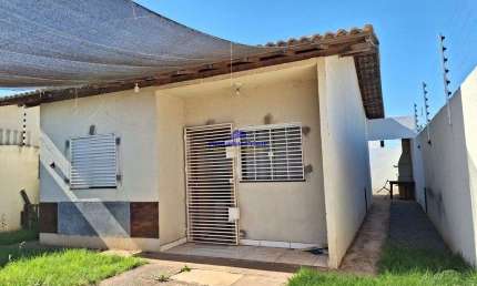 Casa para venda no Bairro Glória em Várzea Grande - MT