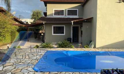 Ubatuba, Horto - Condomínio Ubatuba Country, Casa com 03 dormitórios, sendo 02 suítes e área de lazer.
