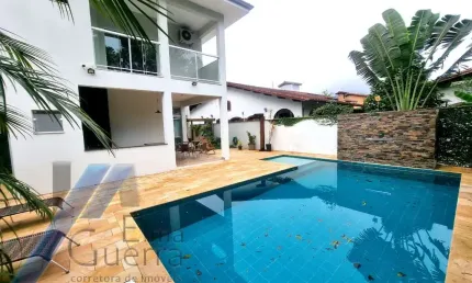 Ubatuba, Parque Vivamar - Sobrado mobiliado com 03 dormitórios, sendo 01 suíte.