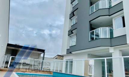 Ubatuba, Centro - Apartamento Garden mobiliado com 02 dormitórios, sendo 01 suíte com área de lazer.