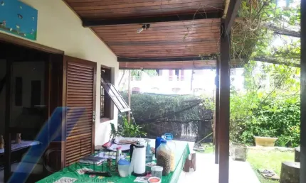Ubatuba, Parque Viva Mar - Casa mobiliada com 02 dormitórios.