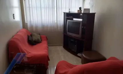 Ubatuba, Centro - Apartamento com 03 dormitórios, sendo 01 suíte.