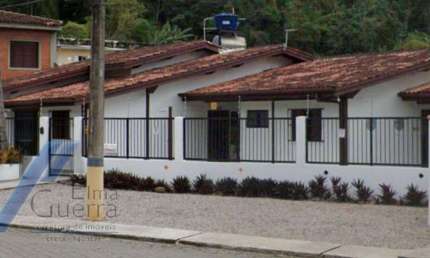 Ubatuba, Praia Grande - Exelente oportunidade de renda, à 500 metros do mar.