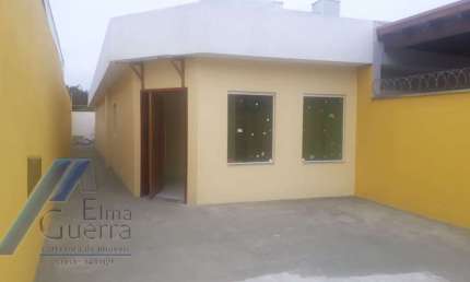 Ubatuba, Jardim samambaia - Casa nova com 03 dormitórios, sendo 01 suite.