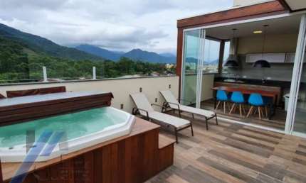 Ubatuba, Centro - Apartamento cobertura com 03 dormitorios, sendo 01 suite, com área de lazer!