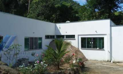 Ubatuba, Sertão Ubatumirim - Área com 22.000 mts2 e área construida de 202 m2, com escritura.