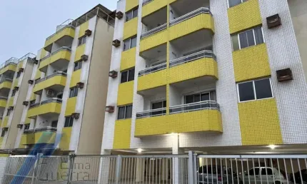 Ubatuba, Praia Grande - Apartamento com 02 dormitórios mobiliado, á 400 metros da praia.