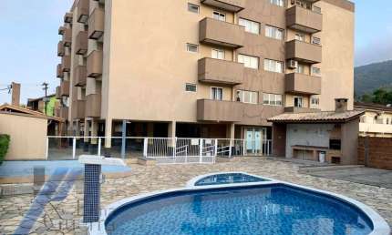Ubatuba, Maranduba - Apartamento mobiliado com 02 dormitórios sendo 01 suíte e área de lazer.