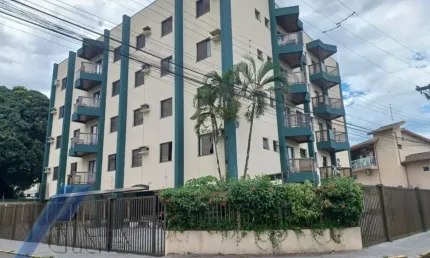 Ubatuba, Itagua - Apartamento com 02 dormitórios sendo 01 suíte e 02 vagas de garagem.